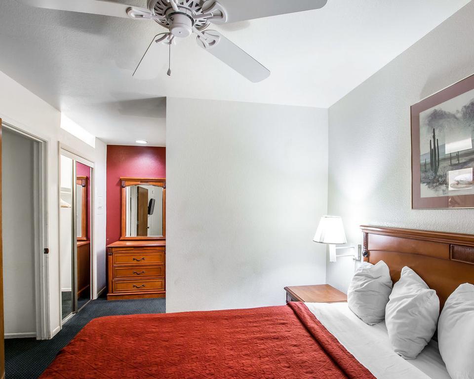 American Inn & Suites Mesa Zewnętrze zdjęcie