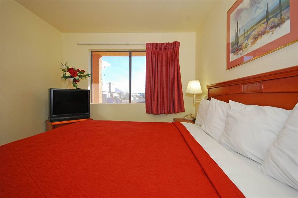 American Inn & Suites Mesa Zewnętrze zdjęcie