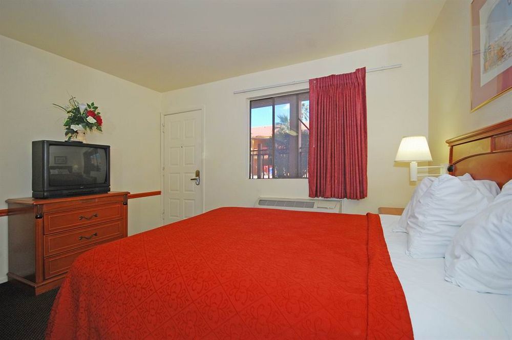 American Inn & Suites Mesa Zewnętrze zdjęcie