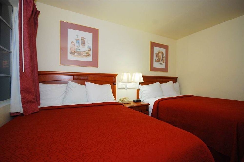 American Inn & Suites Mesa Zewnętrze zdjęcie